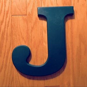 🎁 3/$15 BLUE WOODEN “J” DECOR